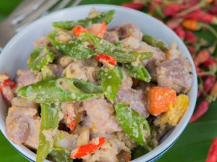 Comida bicolana